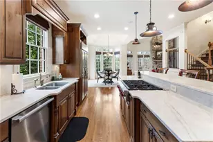 927 Buckingham Cir NW, Atlanta, GA 30327 - Photo 24