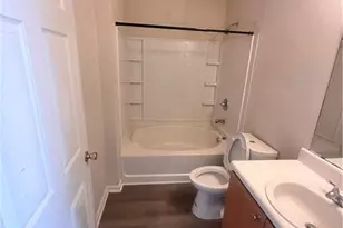 3219 Fairington Dr, Lithonia, GA 30038 - Photo 4