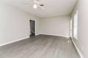 6055 Yellowood Ct, Atlanta, GA 30349 - Photo 16