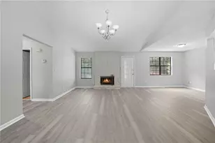 109 Mayflower Cir, Cartersville, GA 30120 - Photo 4