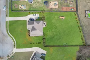 305 Dandie Ln, McDonough, GA 30252 - Photo 6