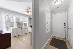 909 Hollyfax Cir NE, Atlanta, GA 30328 - Photo 12