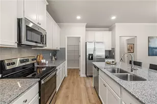 415 Sunflower St, Conyers, GA 30094 - Photo 6