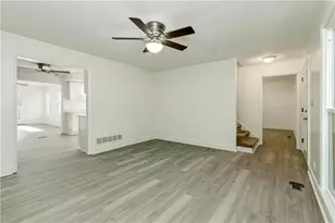 3235 Clarks Bridge Rd, Gainesville, GA 30506 - Photo 12