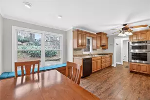 301 Tweed Ct, Sugar Hill, GA 30518 - Photo 14