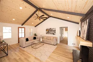 2670 Stonehenge Way, Dunwoody, GA 30360 - Photo 4