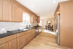 2670 Stonehenge Way, Dunwoody, GA 30360 - Photo 42