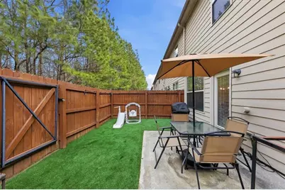 5527 Radford Loop, Fairburn, GA 30213 - Photo 4