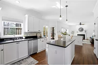 502 W Green Court, Woodstock, GA 30189 - Photo 6