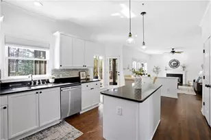 502 W Green Ct, Woodstock, GA 30189 - Photo 6