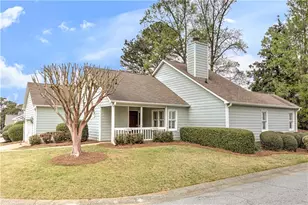 94 Robyn Way, Marietta, GA 30062 - Photo 2