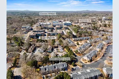 2020 Liberty Lane, Roswell, GA 30075 - Photo 2