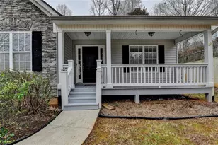 5220 Monarch Dr, Gainesville, GA 30506 - Photo 4