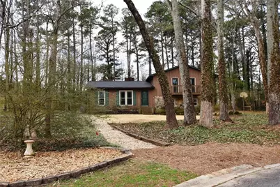 3515 Creek Court, Marietta, GA 30062 - Photo 2