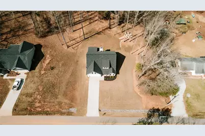 121 Mountain Creek Drive, Maysville, GA 30558 - Photo 2