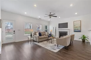 1739 Drew Dr NW, Atlanta, GA 30318 - Photo 18