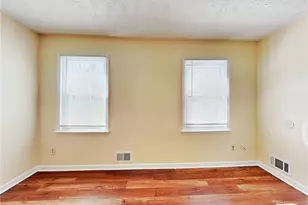 5280 Ridge Forest Dr, Stone Mountain, GA 30083 - Photo 10