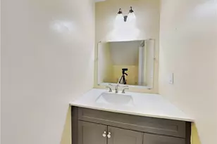 5280 Ridge Forest Dr, Stone Mountain, GA 30083 - Photo 18