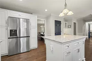 7070 Glenridge Dr, Atlanta, GA 30328 - Photo 36