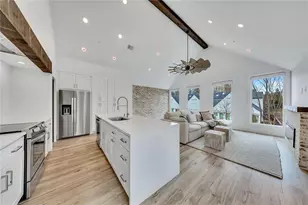 411 Burgundy Wy, Woodstock, GA 30188 - Photo 10