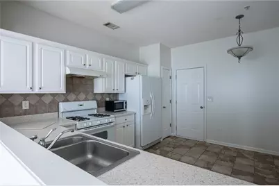 278 Regent Square, Woodstock, GA 30188 - Photo 6