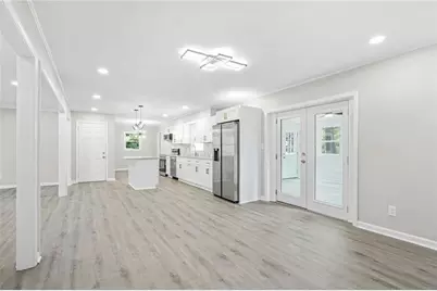 4188 Fontana Court, Tucker, GA 30084 - Photo 12