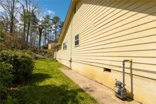 10130 Buice Rd, Alpharetta, GA 30022 - Photo 8