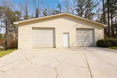 10130 Buice Road, Alpharetta, GA 30022 - Photo 14