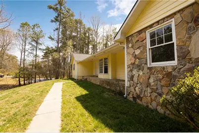 10130 Buice Road, Alpharetta, GA 30022 - Photo 4