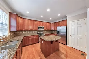 3363 Cumberland Club Drive, Atlanta, GA 30339 - Photo 4