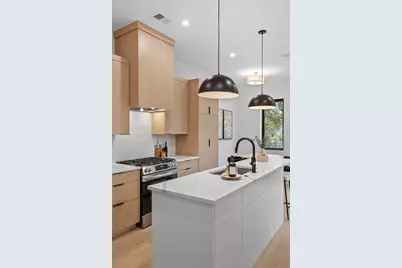 1161 Penny Lane, Atlanta, GA 30329 - Photo 4