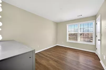 1322 Melrose Woods Ln, Lawrenceville, GA 30045 - Photo 16