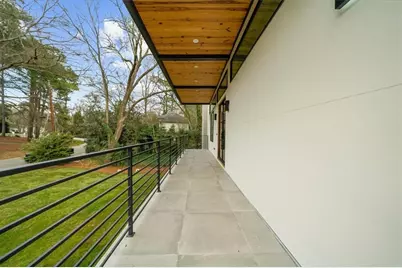 942 Peachtree Battle Circle NW, Atlanta, GA 30327 - Photo 36