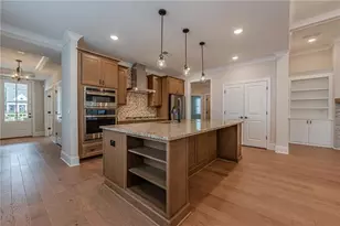 1071 Amarose Ln, Marietta, GA 30066 - Photo 8