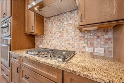 1071 Amarose Lane, Marietta, GA 30066 - Photo 12