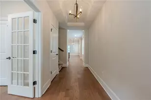 1071 Amarose Ln, Marietta, GA 30066 - Photo 2