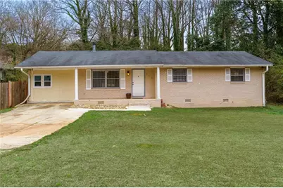 719 San Miguel Drive, Stone Mountain, GA 30083 - Photo 2