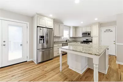 2176 Riverside Drive, Gainesville, GA 30501 - Photo 8