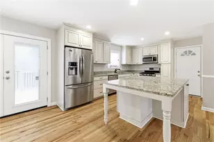 2176 Riverside Dr, Gainesville, GA 30501 - Photo 8