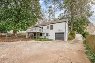 4300 Rickenbacker Way NE, Atlanta, GA 30342 - Photo 26