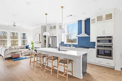 54 Rogers Street NE, Atlanta, GA 30317 - Photo 2