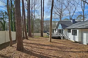 5077 Martindale Ln, Stone Mountain, GA 30088 - Photo 32