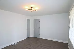 5077 Martindale Ln, Stone Mountain, GA 30088 - Photo 18