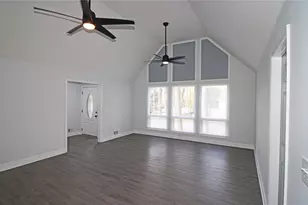 5077 Martindale Ln, Stone Mountain, GA 30088 - Photo 8