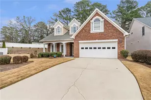 315 Lewisburg Dr, McDonough, GA 30253 - Photo 2