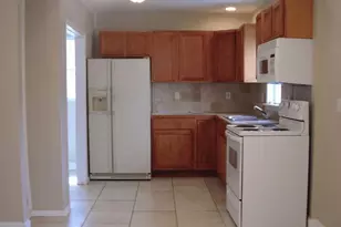 1972 Don Juan Ln, Decatur, GA 30032 - Photo 2