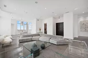 2828 Peachtree Rd NW, Atlanta, GA 30305 - Photo 4