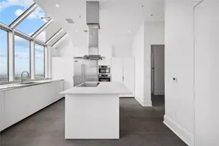 2828 Peachtree Rd NW, Atlanta, GA 30305 - Photo 14