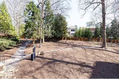 3235 Roswell Road NE #519, Atlanta, GA 30305 - Photo 38