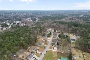 1405 La Maison Dr, Lawrenceville, GA 30043 - Photo 26